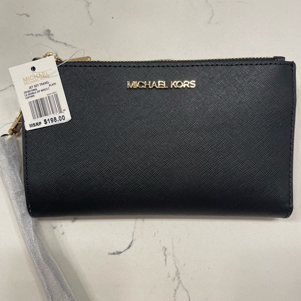 MICHAEL KORS Jet Set clutch
